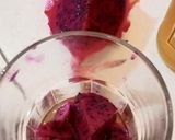 Foto langkah ke 2 dari resep Dragon Fruit Mocktail ✅.