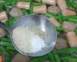 Foto langkah ke 4 dari resep Sayur Sop BaSo (Bakso Sosis).