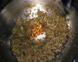 A picture of step 3 of Creamy mince Naan with mayo chilli garlic dip.