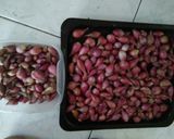 Foto langkah ke 3 dari resep Tips menyimpan bawang merah.