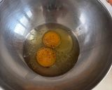 Φωτογραφία βήματος 3 της συνταγής Scrambled eggs με Cottage Cheese και χυμό