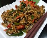 Foto langkah ke 9 dari resep Oseng tuna kemangi mercon mblagadar.