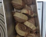 Foto langkah ke 7 dari resep Roti Tawar Marbel Coklat (sponge dough method) *M27.