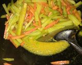 Foto langkah ke 4 dari resep Wortel, Labu siam masak acar kuning.