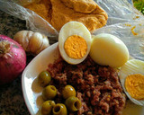 Foto del paso 1 de la receta: EMPANADAS🌮Colombianas con Relleno Chileno...!😋