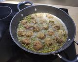 Foto del paso 4 de la receta: Albóndigas de bacalao en salsa verde