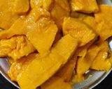 A picture of step 1 of Mango lassi.