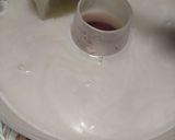Foto langkah ke 3 dari resep Puding strawberry lapis susu.