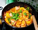 Foto langkah ke 4 dari resep Udang Saos Padang ala Tin.