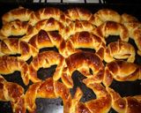 Foto del paso 2 de la receta: Medialunas de manteca