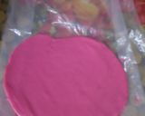 A picture of step 5 of Rose sweet.