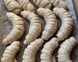 Majonézes kiflik recept fázis 4 fotója