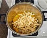 Foto del paso 9 de la receta: Ají de pollo al estilo peruano