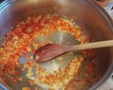 A picture of step 4 of Thai style salmon chowder.