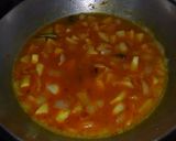 A picture of step 3 of Spicy Potato and Onion Curry.