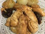 Foto del paso 4 de la receta Solomillos de pollo con ciruelas y cebollitas francesas