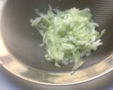 Une image de l'étape 4 de 🥒TZATZIKI🪹🍃CONCOMBRE 🥒🍋AU YAOURT GREC 🍶🧉.