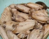 A picture of step 4 of Plum chan chicken wings.