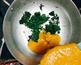 A picture of step 5 of Paneer methi malai.
