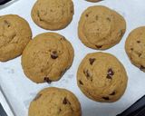 Foto langkah ke 8 dari resep Treasure Choco Chips Cookies.