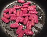 รูปขั้นตอนการทำที่ 3 ของ Sweet potato Gnocchi ย้อกกี้มันม่วงซอสเพสโต้