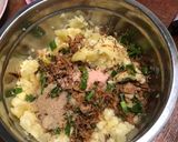 Gambar langkah 1 resipi Begedil Kentang untuk Soto.
