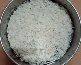 รูปขั้นตอนการทำที่ 1 ของ ข้าวเหนียวมีทบอล sticky rice meatballs (meatballs with sticky rice)