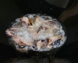 Foto langkah ke 2 dari resep Tumis Tongkol Cabai Hijau.
