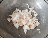 A picture of step 4 of Paneer butter masala.