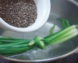 Hình bước làm 2 của món Nước MỦ TRÔM-HẠT CHIA đường phèn