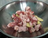 A picture of step 1 of Bak Choy With Pork Belly In Dang Gui Sauces.