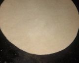 A picture of step 3 of Fulka Roti.