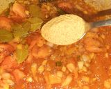 A picture of step 4 of Chicken Machboos.