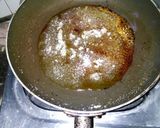 Foto langkah ke 5 dari resep Bolu pisang karamel.