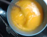 Foto langkah ke 2 dari resep Telur Dadar Oregano Less Oil.