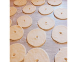 Foto del paso 2 de la receta: Tortas Fritas con harina leudante🧉