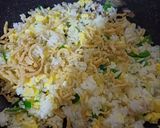 Foto langkah ke 4 dari resep Nasi Goreng Teri Cabe Ijo.