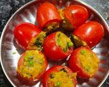 A picture of step 4 of Stuffed Tomatoes in gravy.