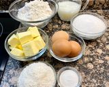 Foto del paso 1 de la receta: Pastel de mantequilla con piña caramelizada, sin gluten