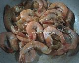 Foto langkah ke 2 dari resep Lemon Garlic Butter Shrimp.