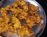 ઓનીયન પકોડા (Onion Pakoda Recipe In Gujarati) રેસીપી સ્ટેપ3ફોટો