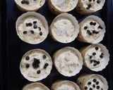 Foto langkah ke 5 dari resep Banana Cup cake.