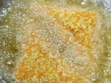 Roti Goreng Kari (Ayam & Kentang)