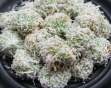 Foto langkah ke 3 dari resep Kelepon / onde-onde (dalam bahasa melayu).