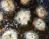 Foto del paso 4 de la receta: Buñuelos de acelga