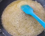 A picture of step 3 of Semolina Halwa.