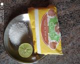 कांदे पोहे आणि दही (pohe ani dahi recipe in marathi) रेसिपी स्टेप 2 फोटो 