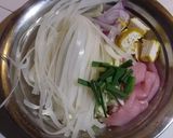 รูปขั้นตอนการทำที่ 2 ของ ผัดไทยไก่
