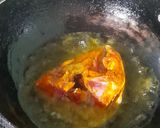 A picture of step 3 of Maacher Matha'r Ghonto/Fish Head Curry.