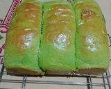 Foto langkah ke 6 dari resep Roti Tawar Pandan.